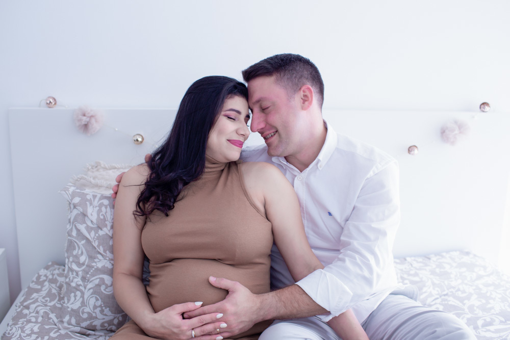 fotografia de recem nascido e pré mamã gestante em funchal ilha da madeira valquiria abreu fotografia sessão bebé fotografia de bebé