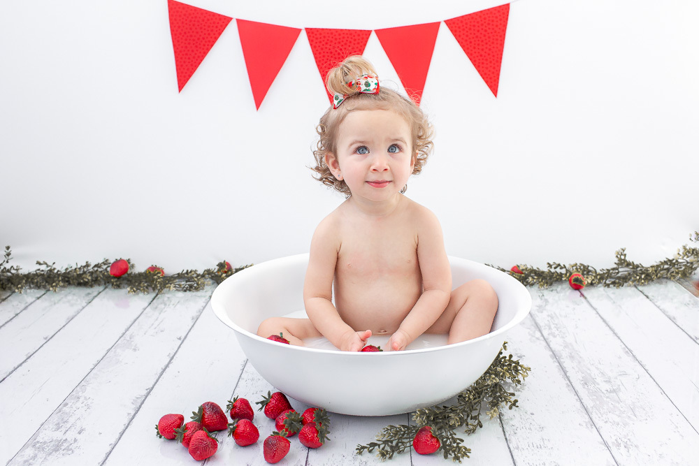 smash the cake milk bath valquiria abreu fotografia estudio funchal ilha da madeira portugal