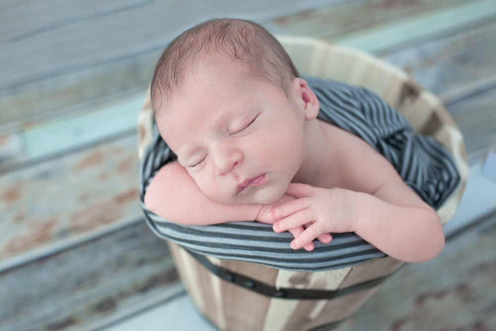 fotografia de recem nascido em funchal ilha da madeira estúdio valquiria abreu fotografia sessão bebé fotografia de bebé