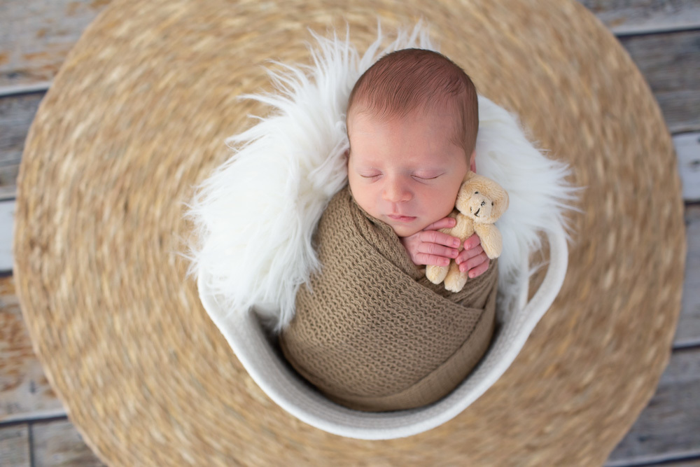 fotografia de recem nascido em funchal ilha da madeira estúdio valquiria abreu fotografia sessão bebé fotografia de bebé