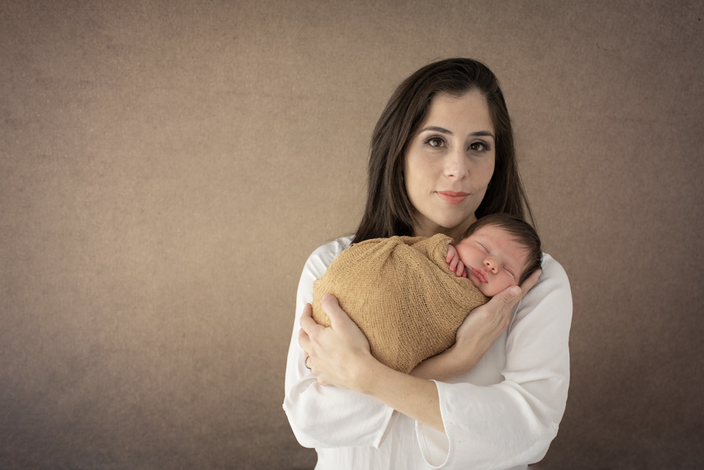 fotografia de recem nascido em funchal ilha da madeira estúdio valquiria abreu