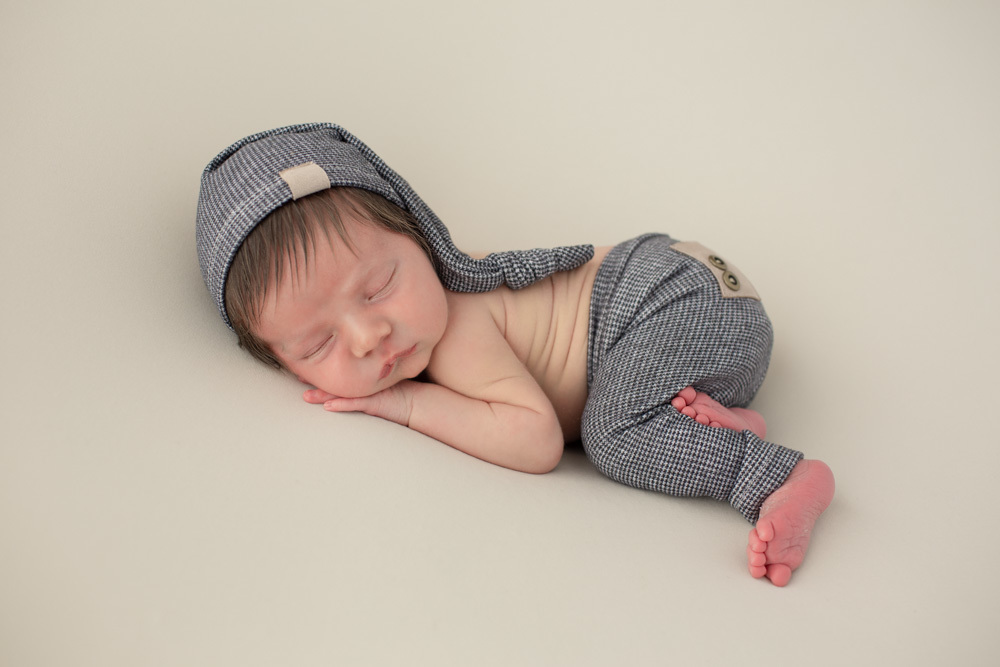 fotografia de recem nascido em funchal ilha da madeira estúdio valquiria abreu