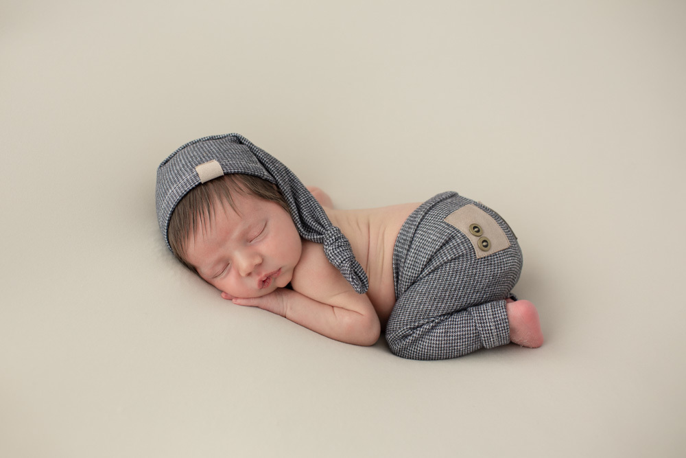 fotografia de recem nascido em funchal ilha da madeira estúdio valquiria abreu