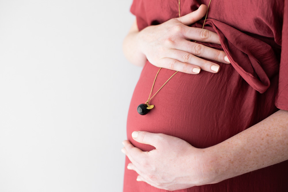 fotografia de recem nascido grávida gestante pré mamã em funchal ilha da madeira estúdio valquiria abreu