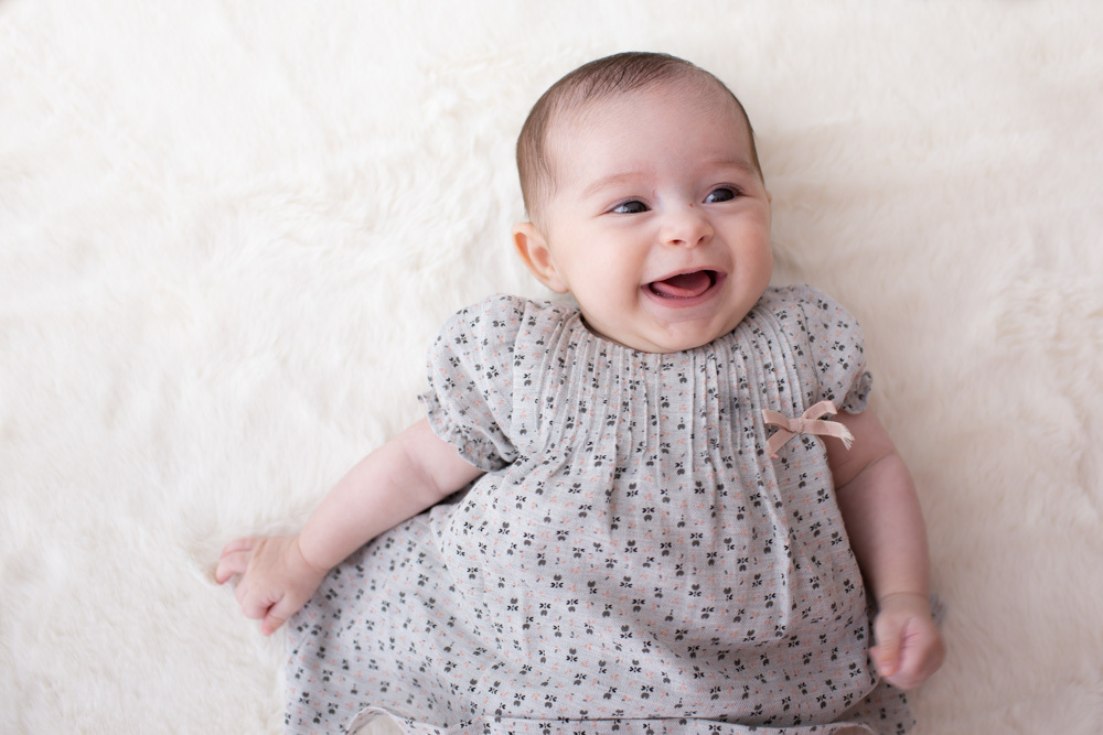 fotografia de bebé acompanhamento em funchal ilha da madeira estúdio valquiria abreu