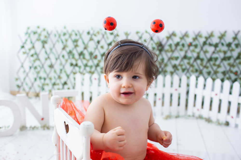 smash the cake milk bath valquiria abreu fotografia estudio funchal ilha da madeira portugal