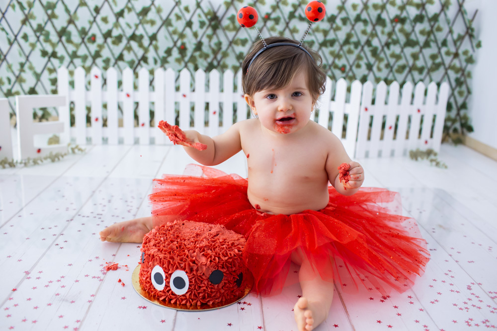smash the cake milk bath valquiria abreu fotografia estudio funchal ilha da madeira portugal