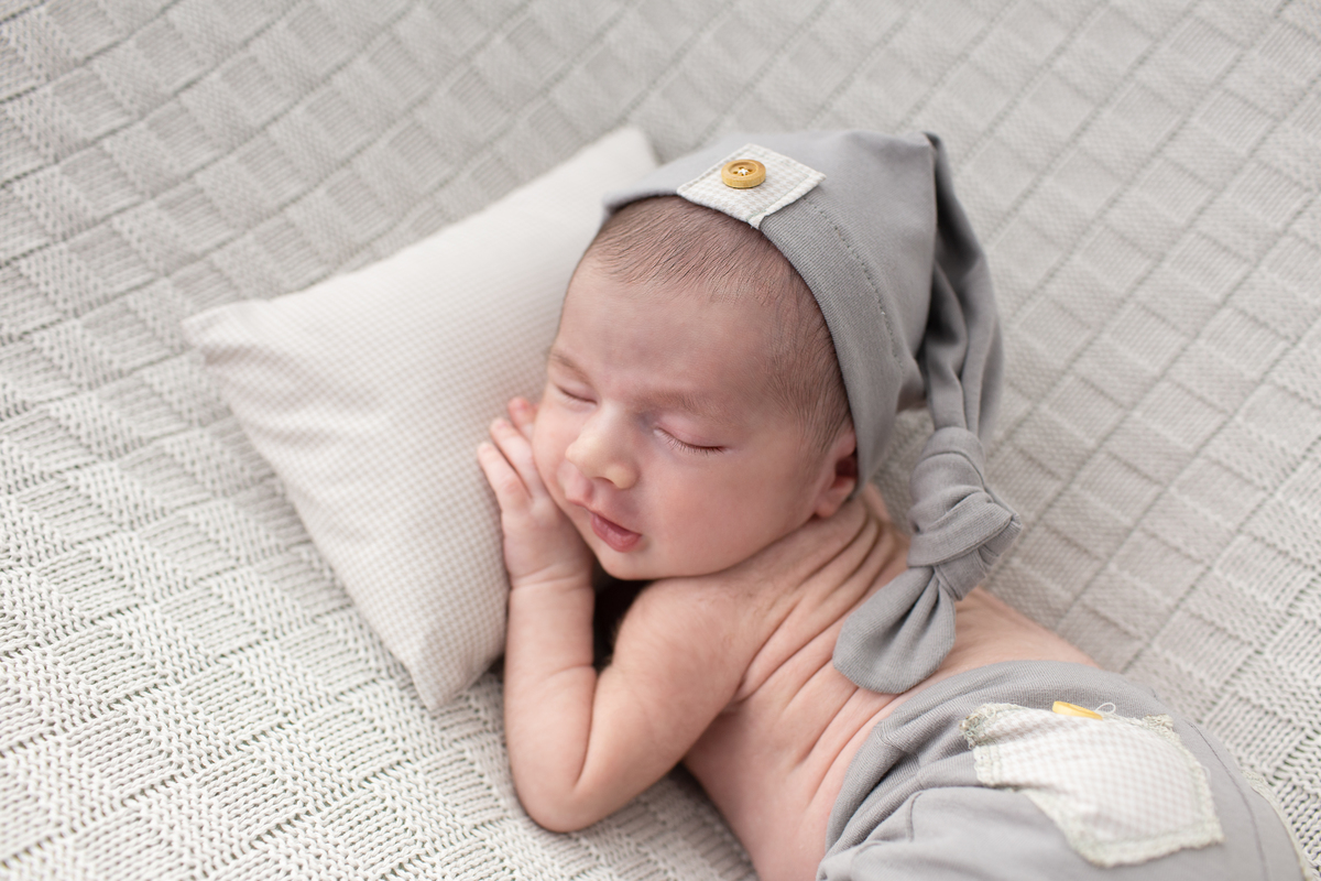 fotografia de recem nascido Newborn em funchal ilha da madeira estúdio valquiria abreu