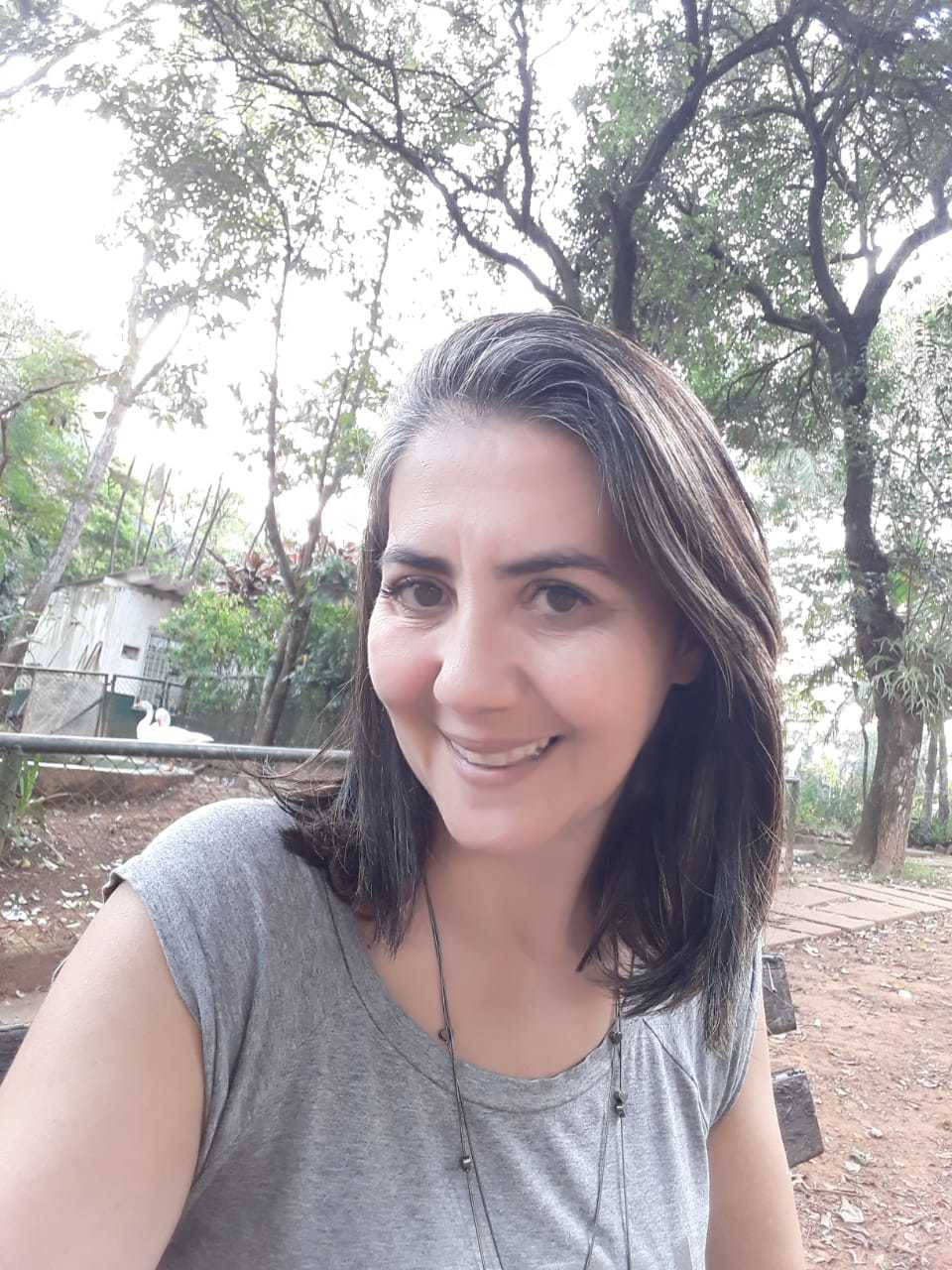 Sobre Valquiria Paulo