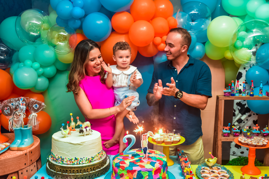 cantando parabens para o aniversariante