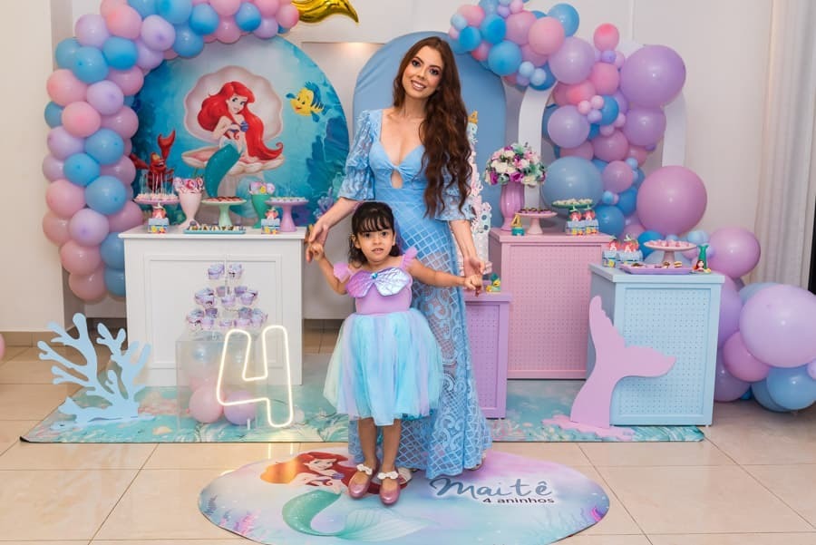 Família-reúne-se-para-o-aniversário-de-Maitê