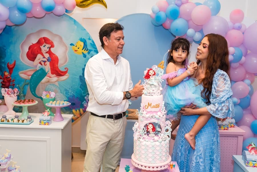 Pais-felizes-comemoram-o-aniversário-de-Maitê