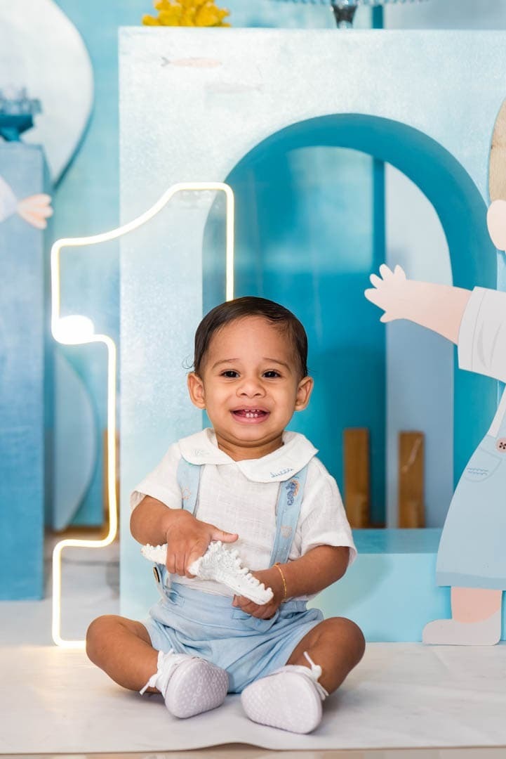 Risos-e-abraços:-fotografia-infantil-do-1º-aniversário-de-Lucca