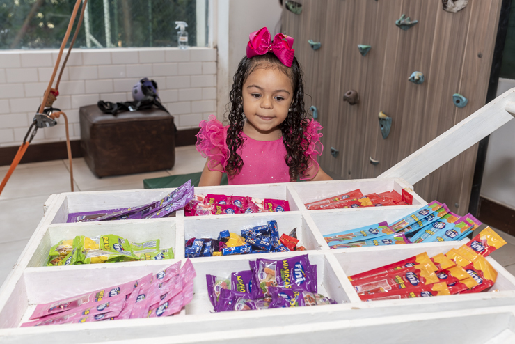 Mesa-de-doces-do-Brinkaê-Salvador-Bahia