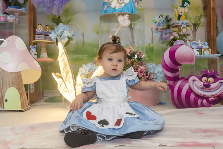 foto-do-aniversário-da-Maria-tema-Alice-no-Pais-das-maravilhas