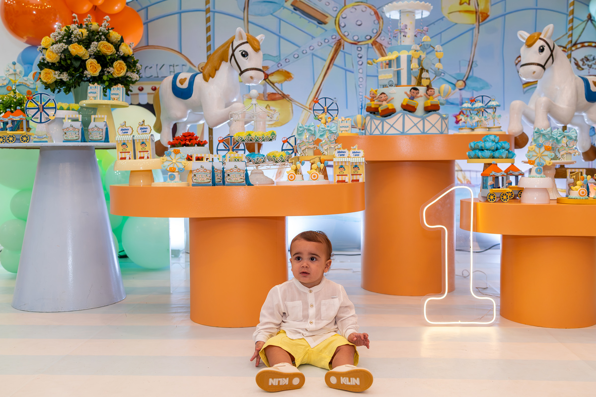 Fotografia primeiro aninho Mateus tema Parque de Diversões Feira de Santana