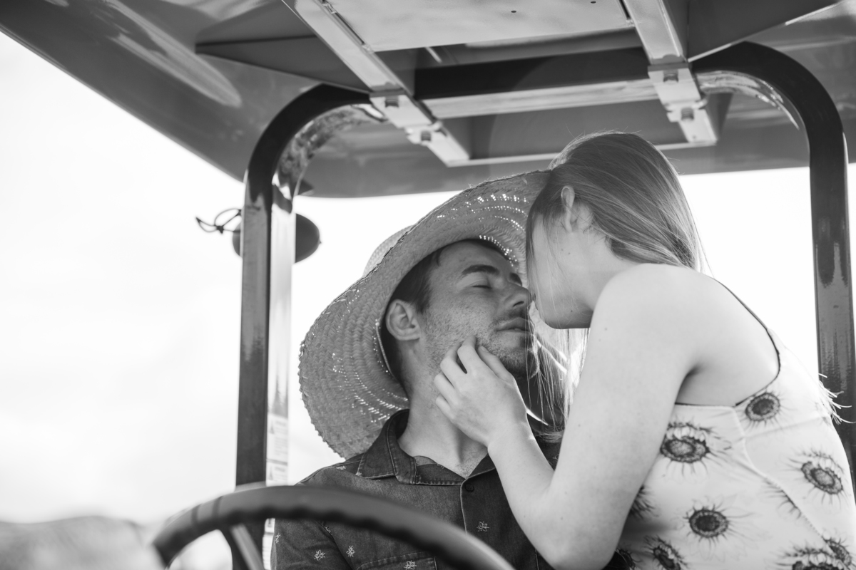 ensaio de casal com trator