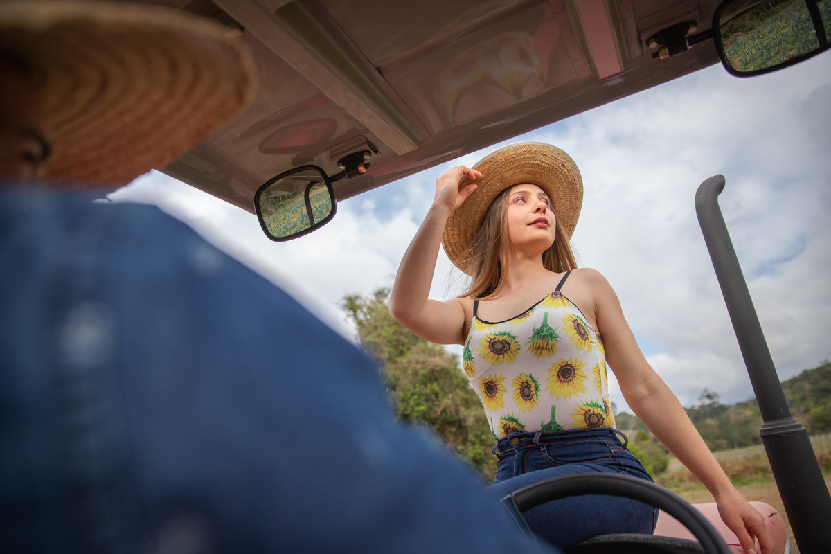 ensaio de casal com trator