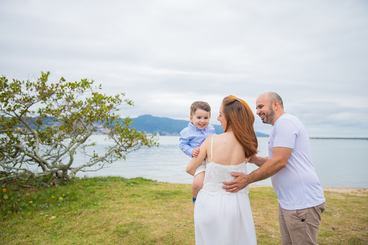 ensaio de família na praia