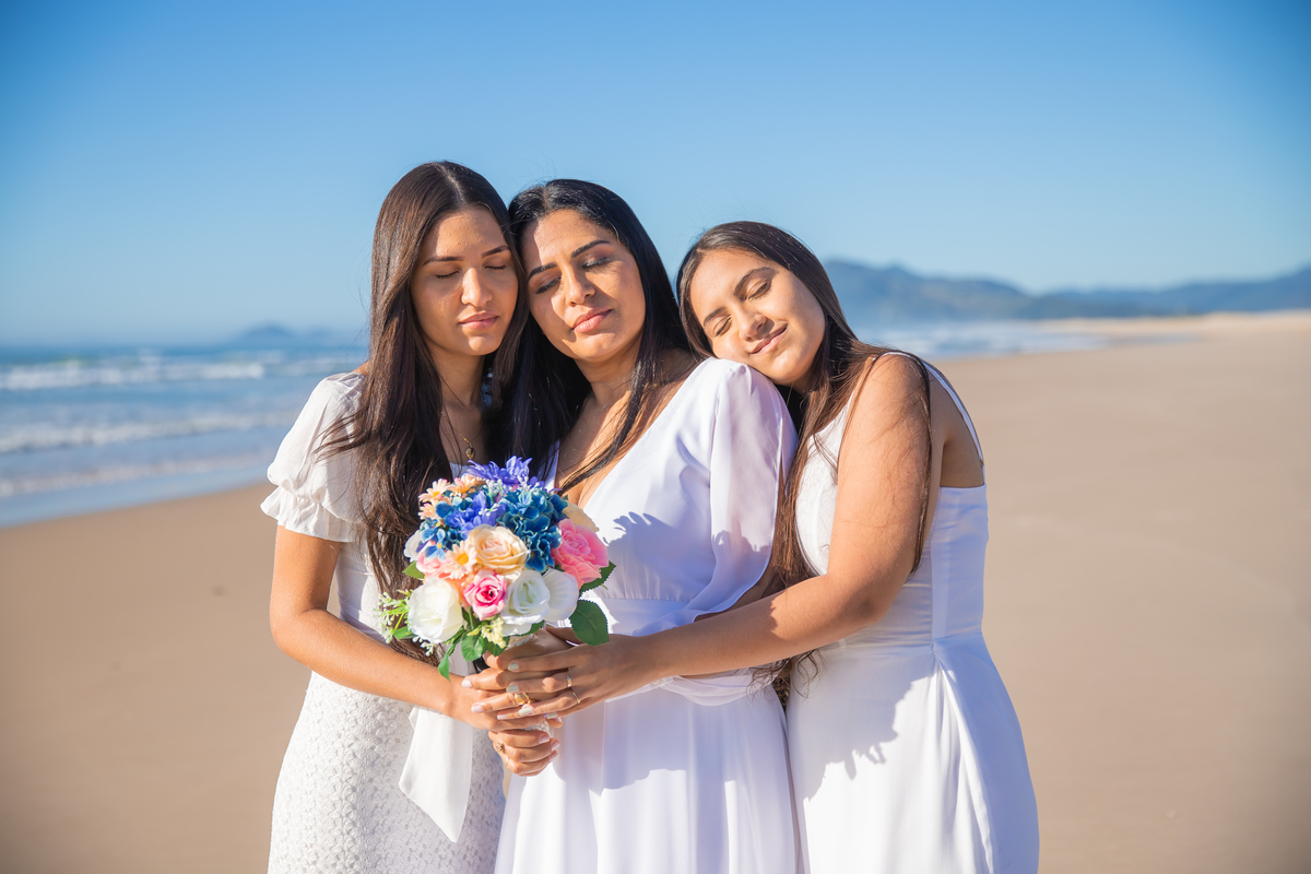 ensaio de família na praia