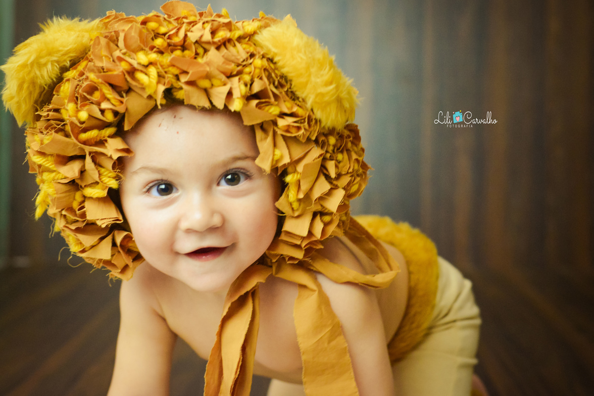 fotografia de menino em estudio em maringa, foto mensal  leao parmalat 