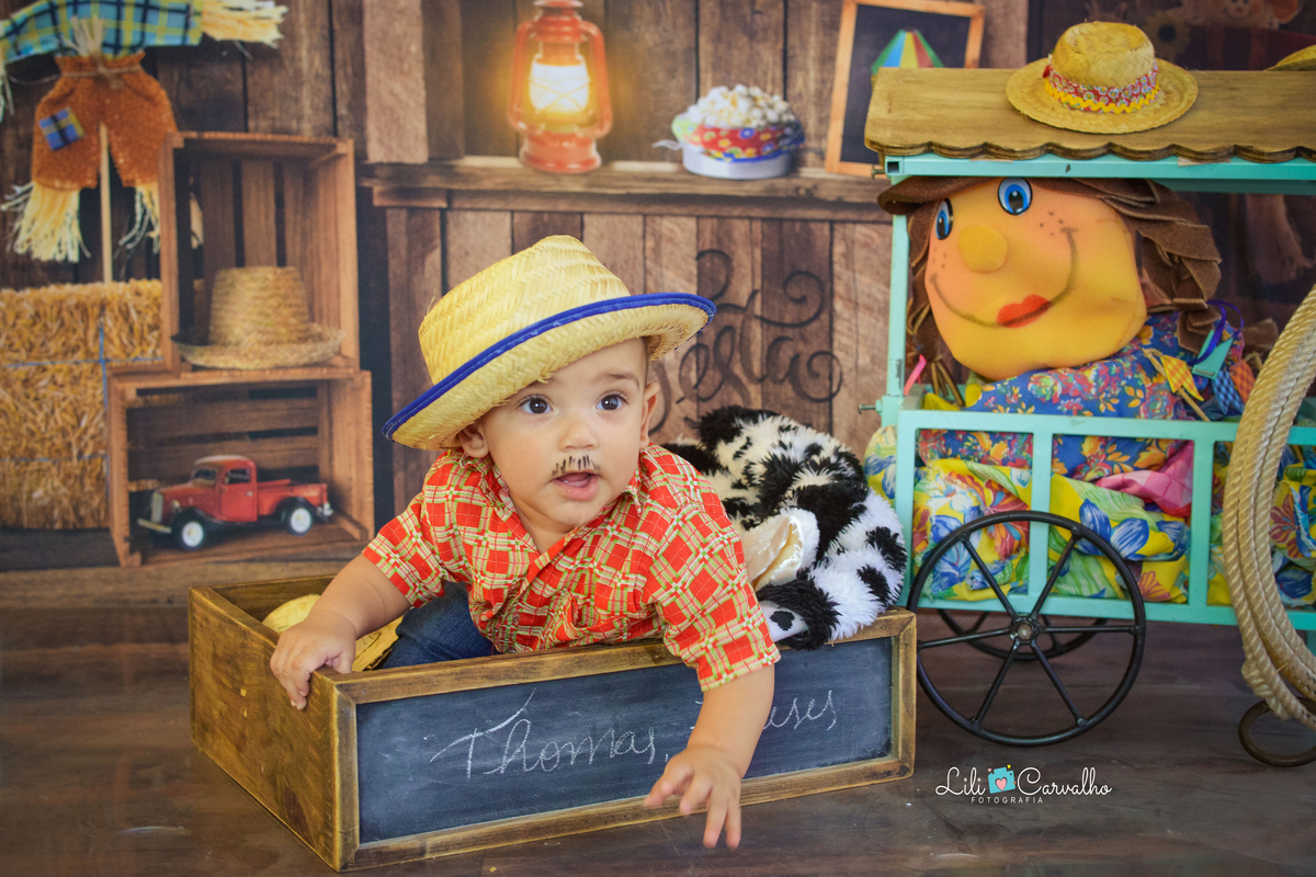 ensaio fotográfico realizado em estudio de menino maringa
