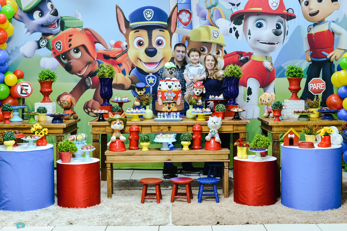 fotografia de aniversario infantil em Maringa familia feliz