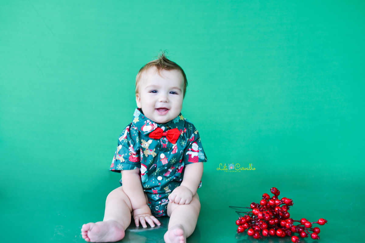 ensaio fotografico em estudio em Maringá, fundo verde 