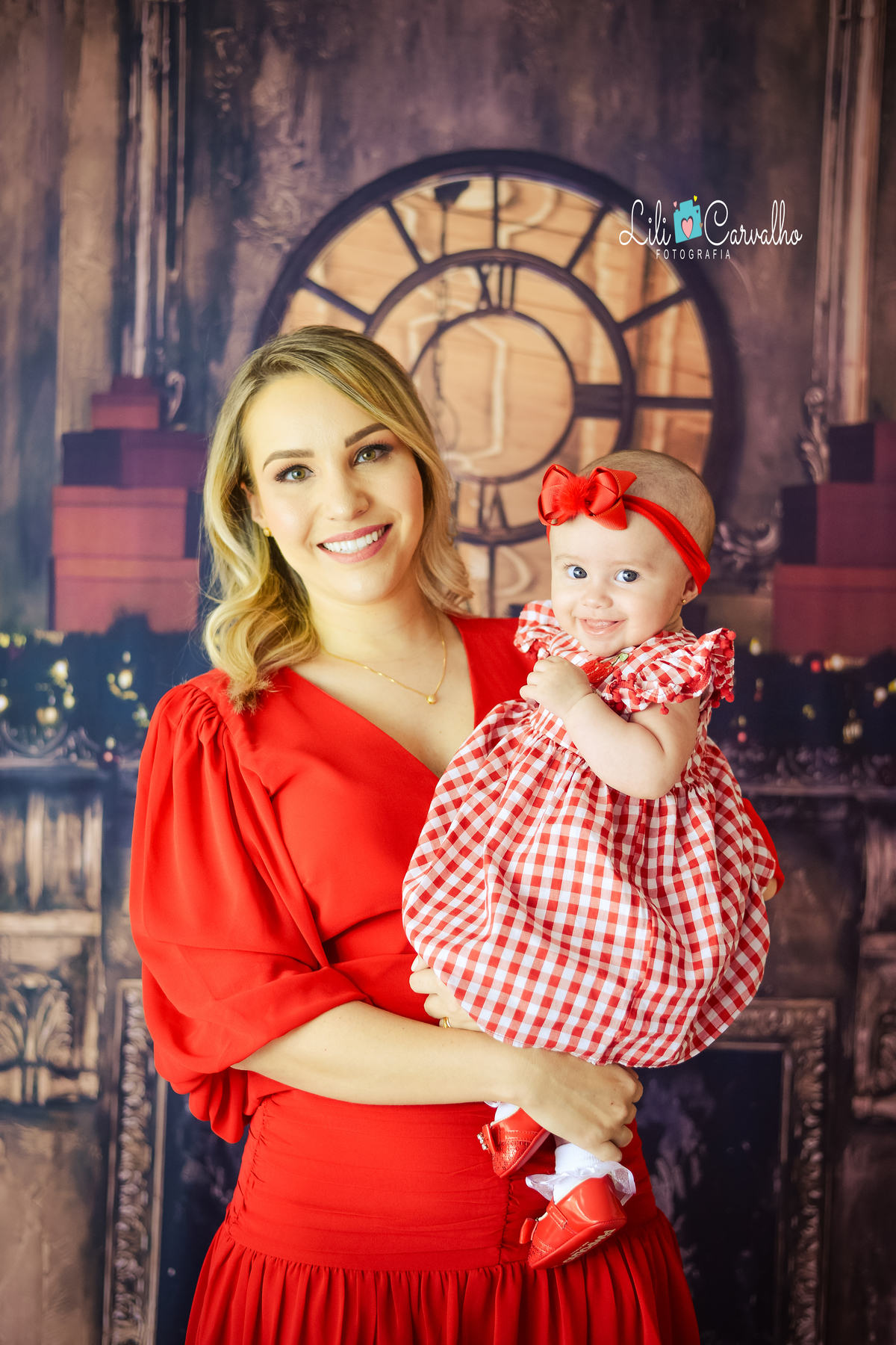 fotografia de natal em Maringá, no estúdio, vermelho