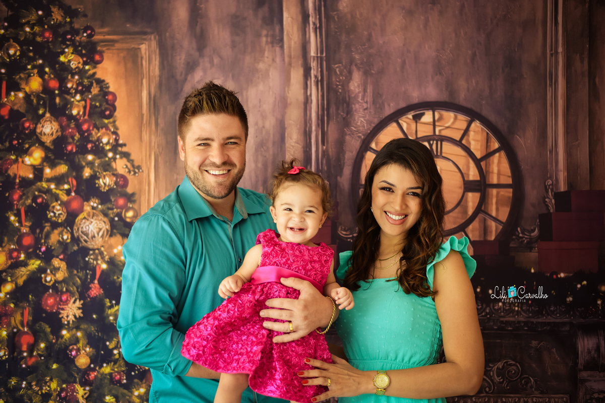 ensaio fotografico no estúdio em Maringá, , lilicarvalho fotografia, sorrindo