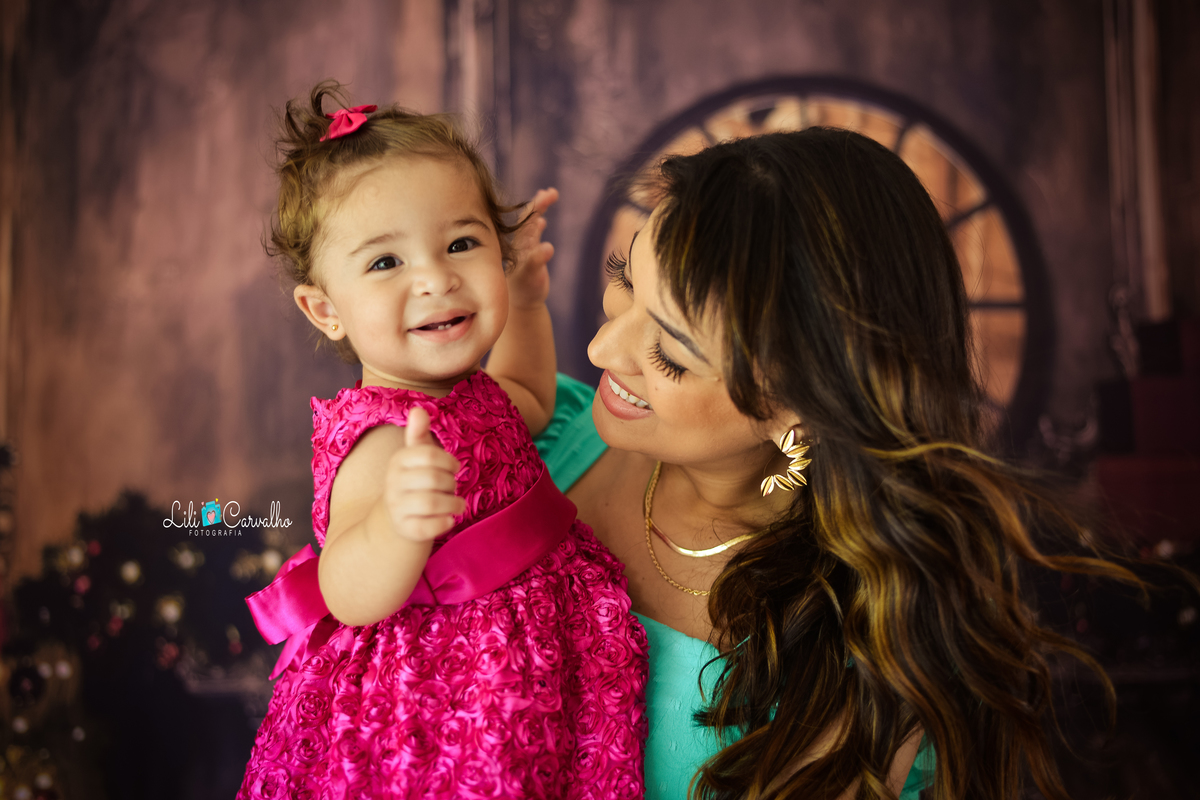 ensaio fotografico no estúdio em Maringá, , lilicarvalho fotografia, mãe e filha