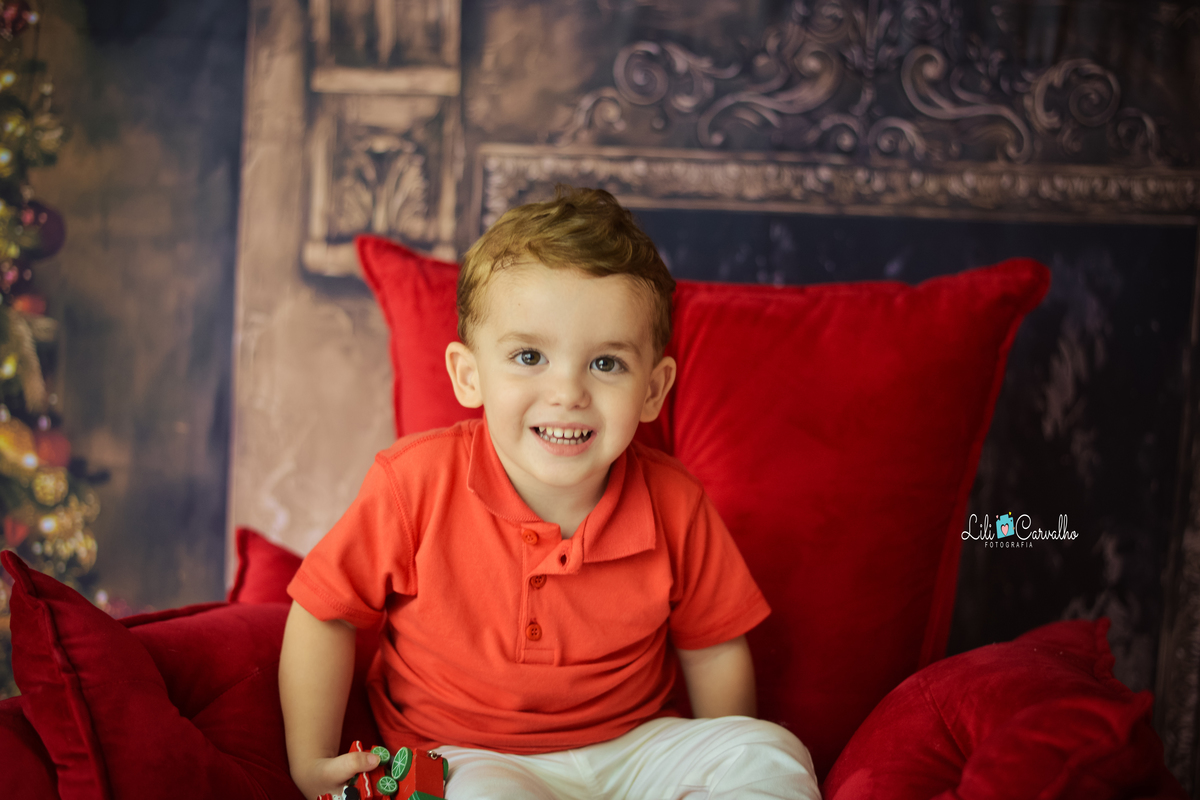 ensaio fotografico no estudio em Maringá, sorrindo