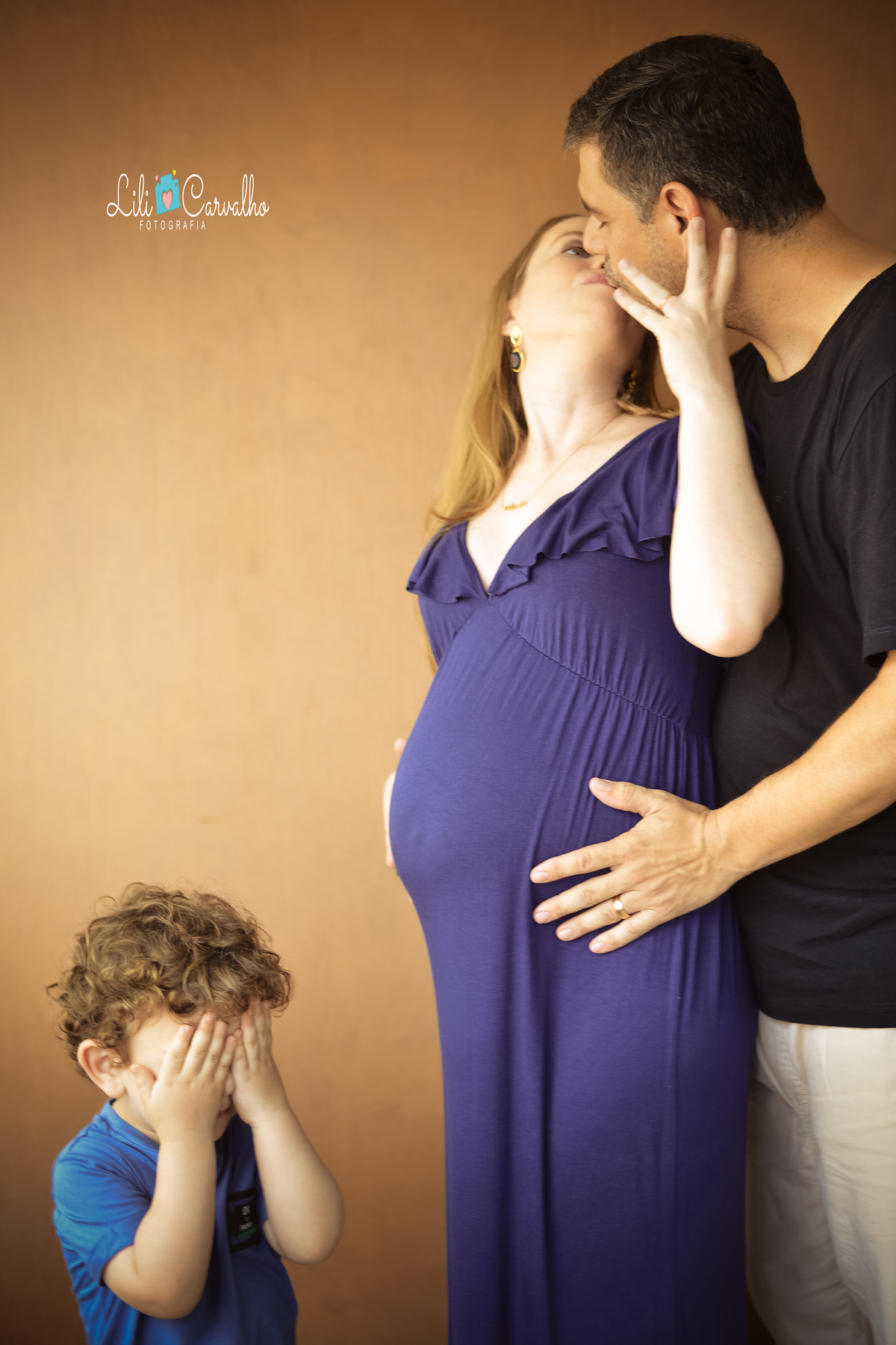 fotografia de gravida em estudio em maringa, engracada 