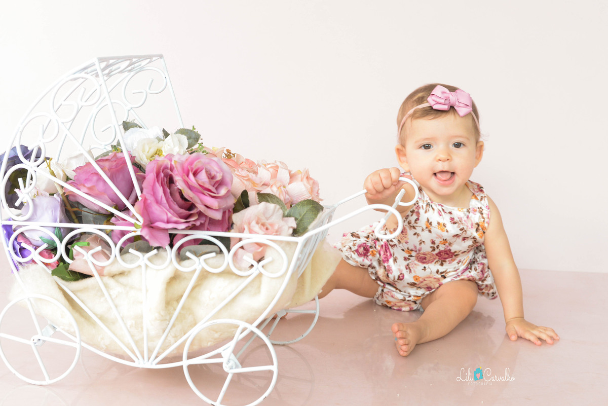 ensaio fotografico em Maringa, , flores e carrinho