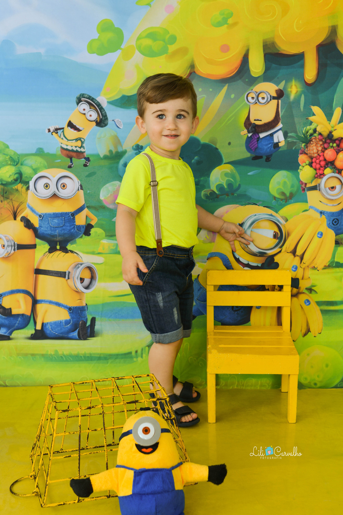 foto de menino, aniversario, tema minnions, maringa estudio fofo