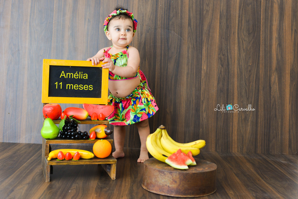 crianca em pé, fotografia infantil