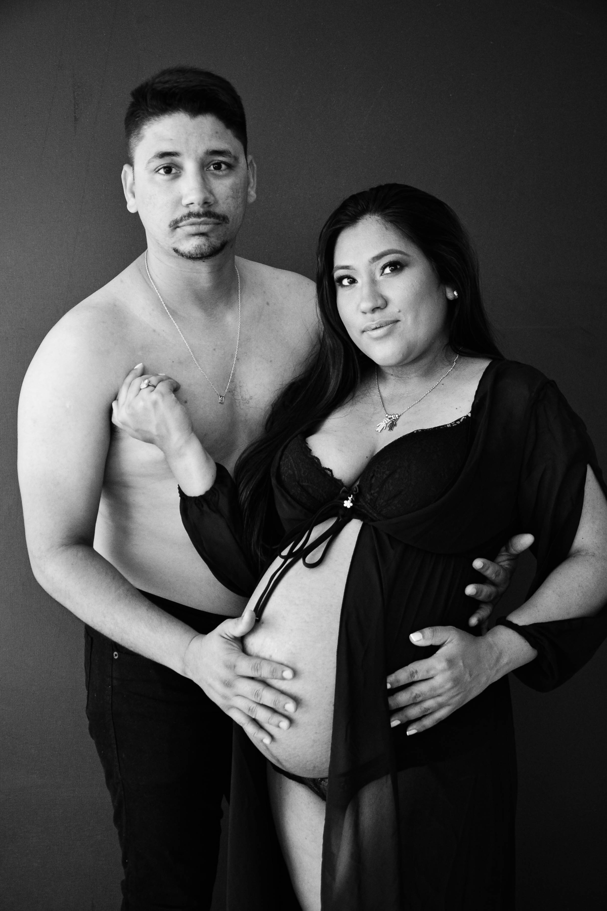 casal em sintonia no ensaio 