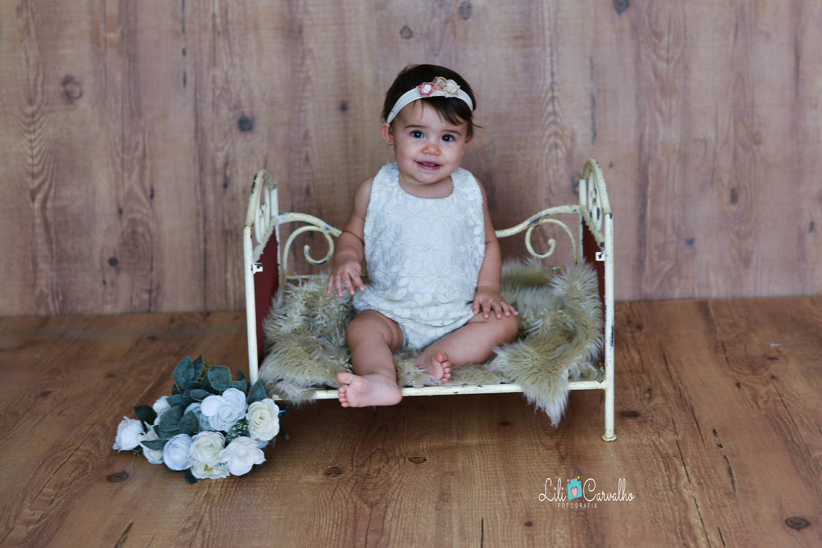 ,Foto de bebê no estudio em Maringá, foto na caminha 