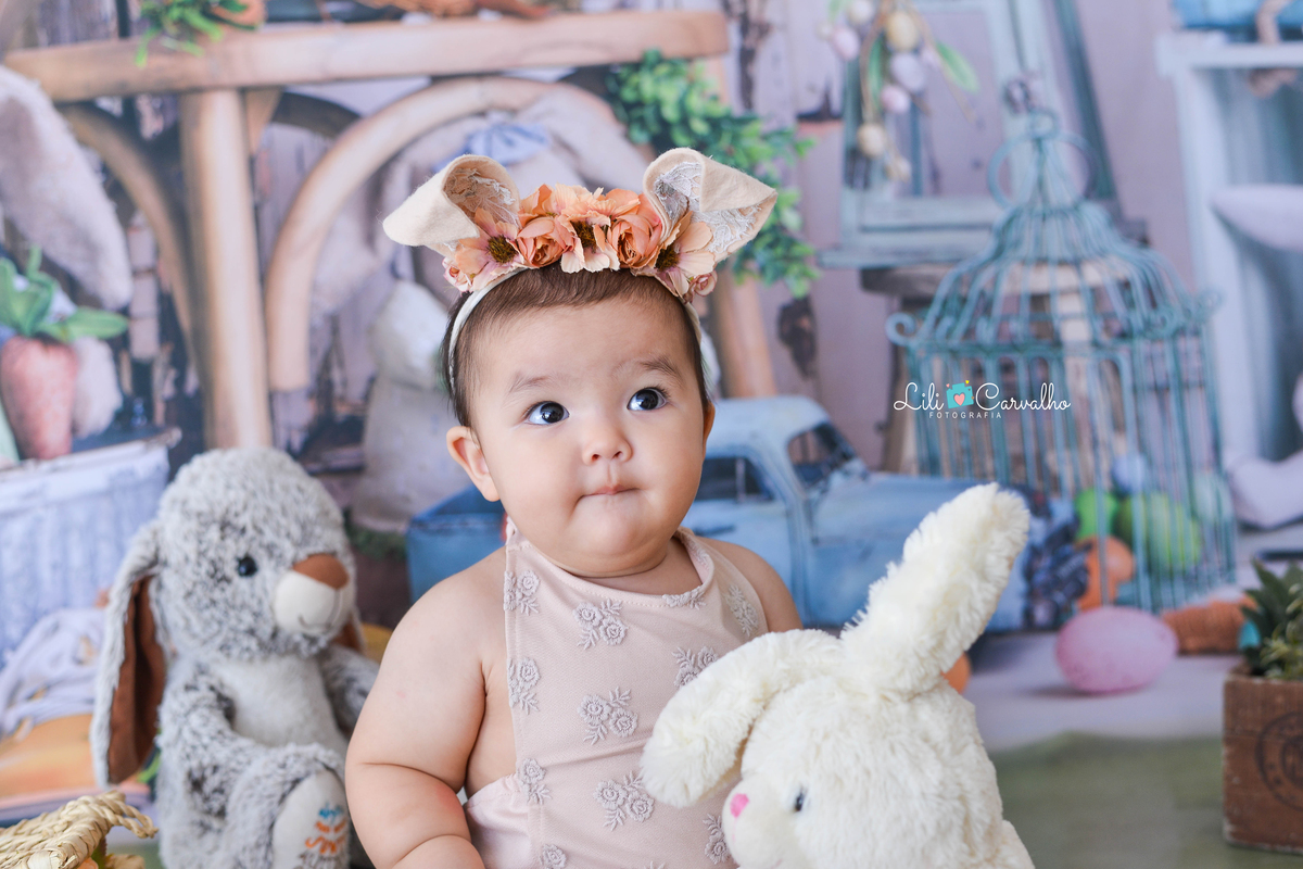foto de bebe em maringa, tema pascoa, ensaio no estudio  coelhinho  