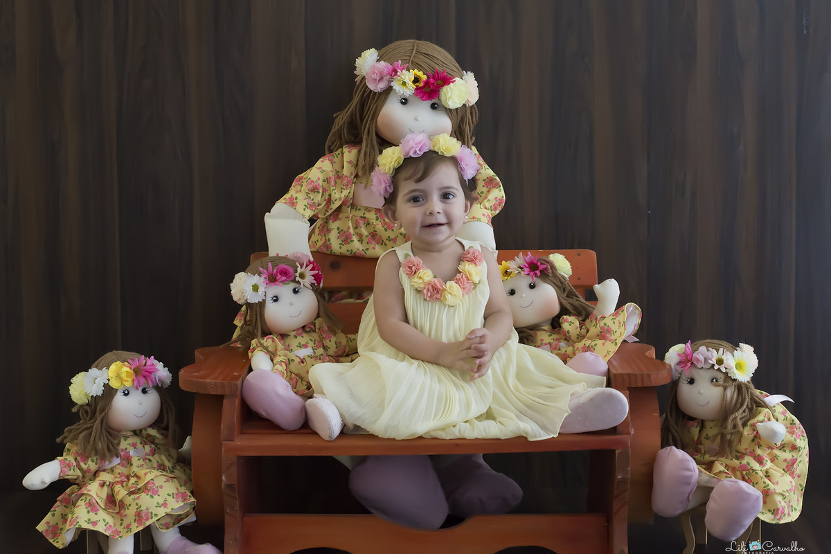bebe banquinho menina vestido amarelo melhor fotografa maringa