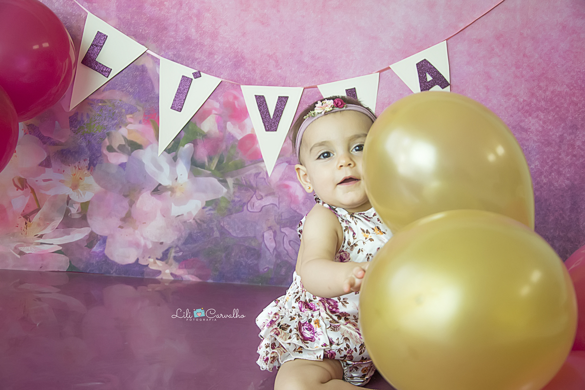 #smashmaringa #fotocombolomaringa #fotoroxa #lilicarvalho #lilifotografia #fotode1aninho #fotomenina #smashthecakemaringa #fotolindabolo #ensaiodemenina #preaniversario 