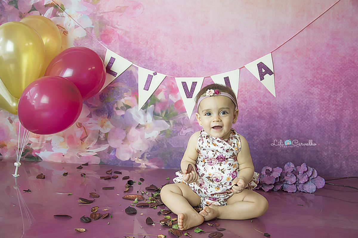 #smashmaringa #fotocombolomaringa #fotoroxa #lilicarvalho #lilifotografia #fotode1aninho #fotomenina #smashthecakemaringa #fotolindabolo #ensaiodemenina #preaniversario 