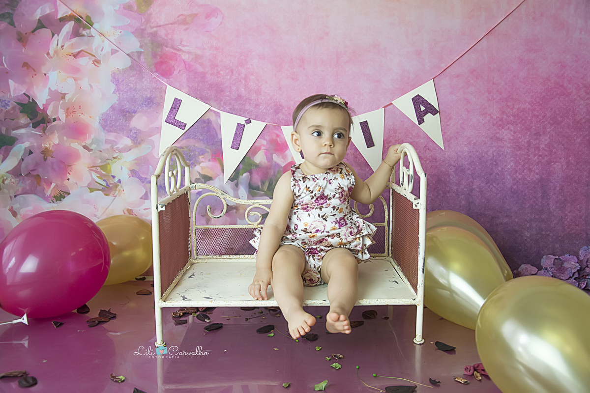 #smashmaringa #fotocombolomaringa #fotoroxa #lilicarvalho #lilifotografia #fotode1aninho #fotomenina #smashthecakemaringa #fotolindabolo #ensaiodemenina #preaniversario 