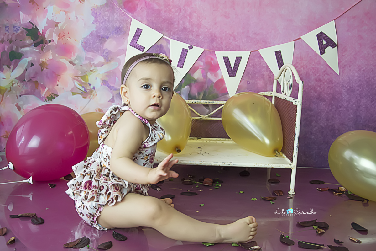 #smashmaringa #fotocombolomaringa #fotoroxa #lilicarvalho #lilifotografia #fotode1aninho #fotomenina #smashthecakemaringa #fotolindabolo #ensaiodemenina #preaniversario 