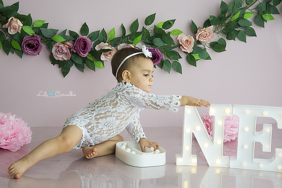 #smashmaringa #fotocombolomaringa #fotoroxa #lilicarvalho #lilifotografia #fotode1aninho #fotomenina #smashthecakemaringa #fotolindabolo #ensaiodemenina #preaniversario 