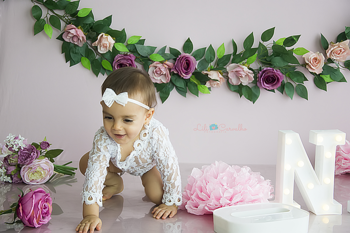 #smashmaringa #fotocombolomaringa #fotoroxa #lilicarvalho #lilifotografia #fotode1aninho #fotomenina #smashthecakemaringa #fotolindabolo #ensaiodemenina #preaniversario 