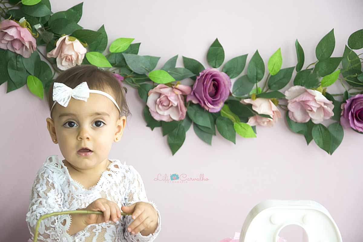 #smashmaringa #fotocombolomaringa #fotoroxa #lilicarvalho #lilifotografia #fotode1aninho #fotomenina #smashthecakemaringa #fotolindabolo #ensaiodemenina #preaniversario 