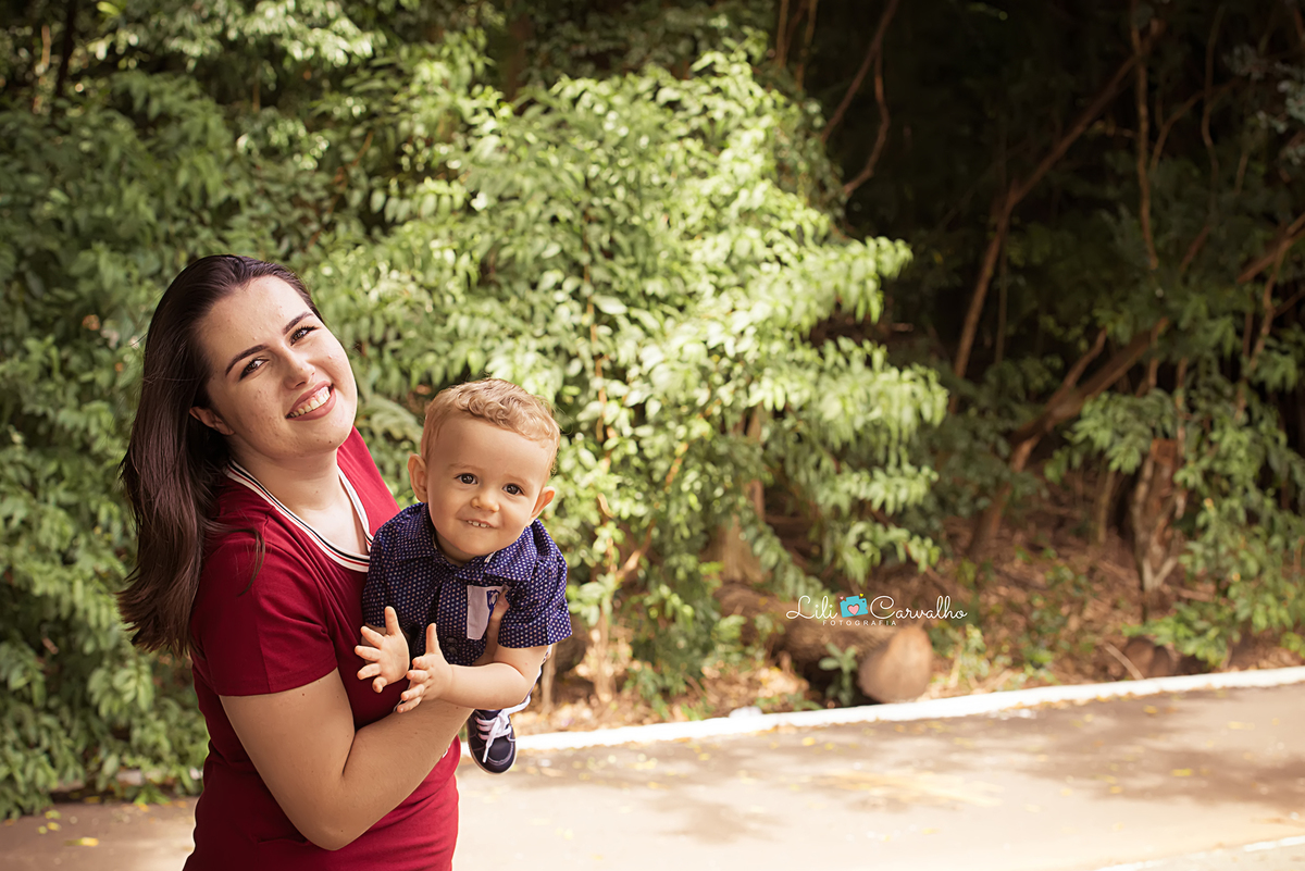 #smashthecake #sessaofamilia #lilicarvalho #lilifotografia #fotoexterna #aniversario #gestantemaringa #fotoprofissional 
