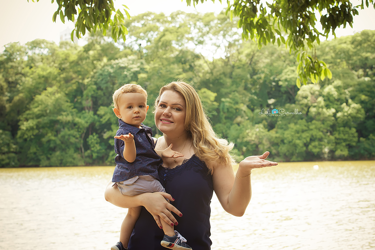 #smashthecake #sessaofamilia #lilicarvalho #lilifotografia #fotoexterna #aniversario #gestantemaringa #fotoprofissional 