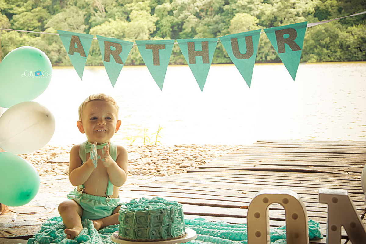 #smashthecake #sessaofamilia #lilicarvalho #lilifotografia #fotoexterna #aniversario #gestantemaringa #fotoprofissional 